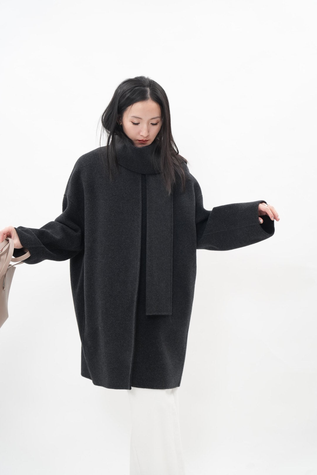 グレイッシュソフト ダブルフェイスコート（スカーフ付き）
