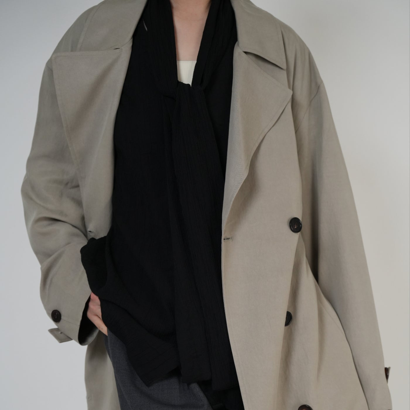 Lightweight Flow Trench Coat / Grey