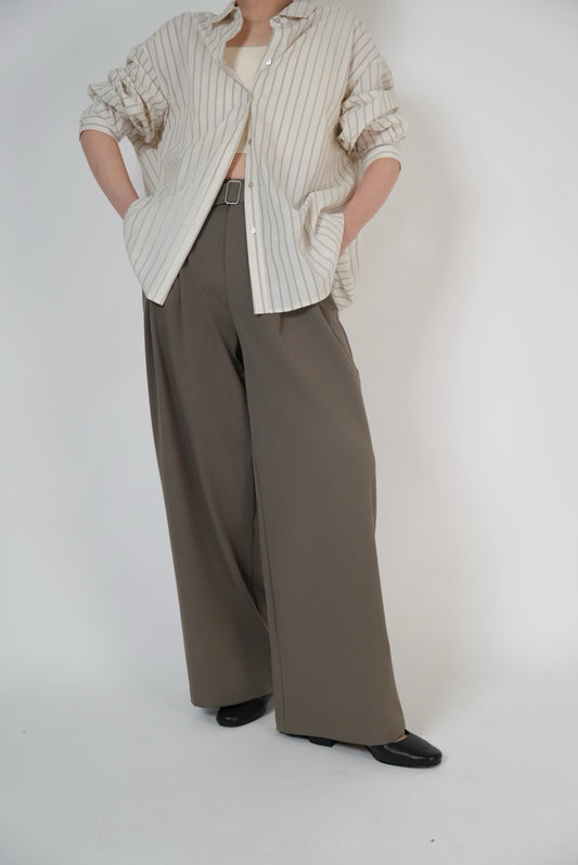 Tailored Wide-Leg Trousers / Olive