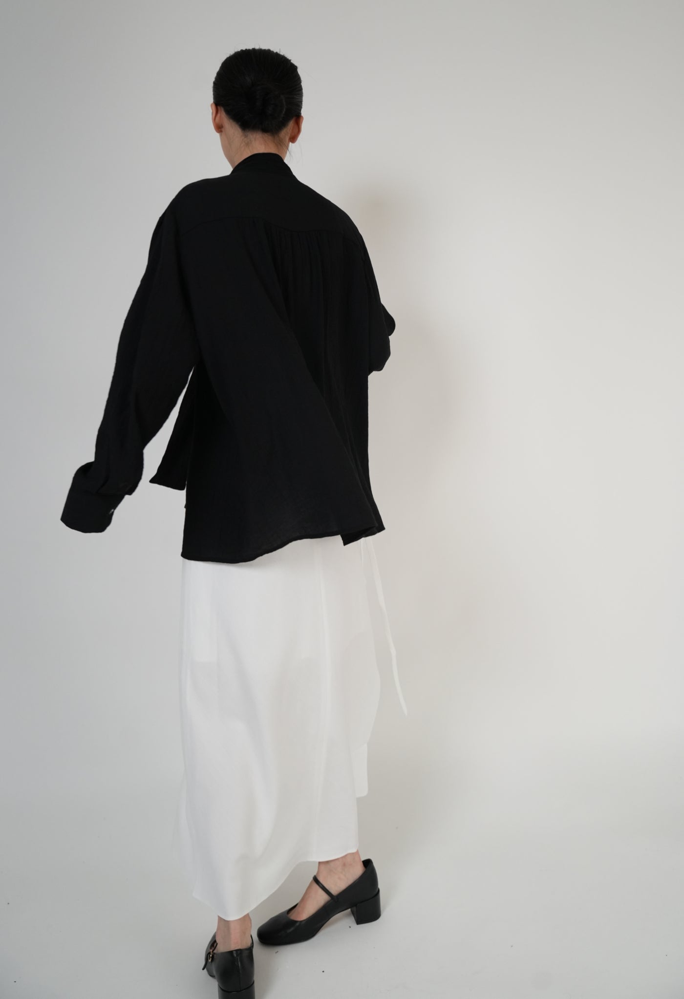 Scarf-Tie V-Neck Blouse / 2color