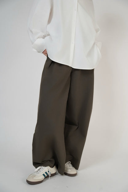 Cotton Relaxed Pants / Ivory, Olive